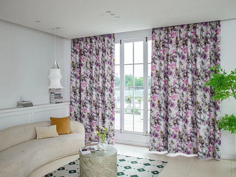 লিলি প্যাটার্ন প্রিন্ট সহ মিলেট লিনেন কার্টেন ফ্যাব্রিক